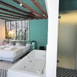 & Co. Quart Boutique Hotel 3*