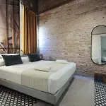 & Co. Quart Boutique Valenza
