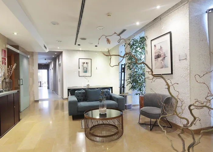 & Co. Quart Boutique Szálloda 3*