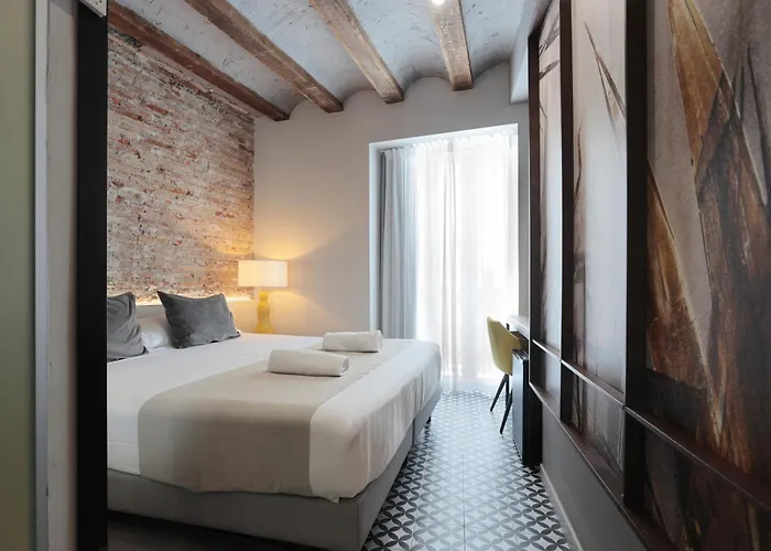 & Co. Quart Boutique Szálloda 3*
